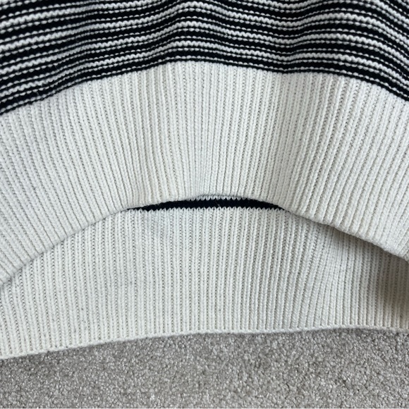 Urban Outfitters Sweater Womens Small Black White Cotton Blend Pullover- 9030* - Picture 6 of 10